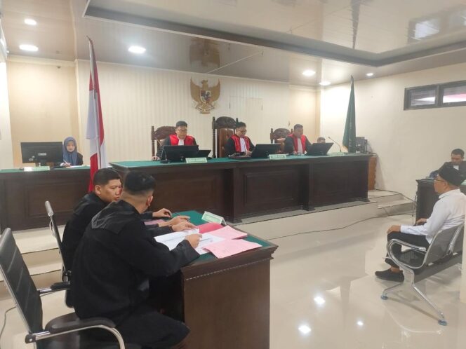 
 Sidang Ke-4 Dugaan Penganiayaan Terhadap Anak Oleh Mawardi Basyah, Hadirkan Dua Saksi dan Dua Ahli