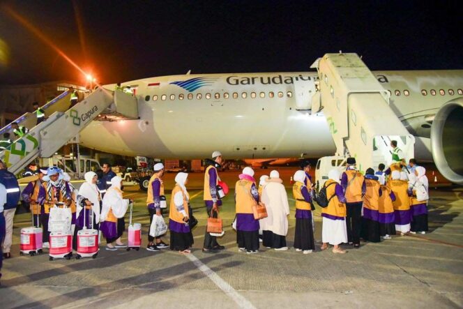 
 Dilema Travel Haji Furoda : Jemaah Gagal Berangkat, Kerugian di Depan Mata
