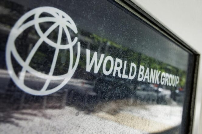 
 Bank Dunia Sebut 2 dari 3 Orang Indonesia dalam Garis Kemiskinan, Total 194,4 Juta Jiwa