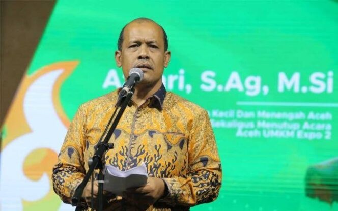 
 Sukses Jalankan Program 100 Hari Kepemimpinan Mualem-Dek Fadh, Azhari : “Ini Langkah Nyata Bangun Daerah”