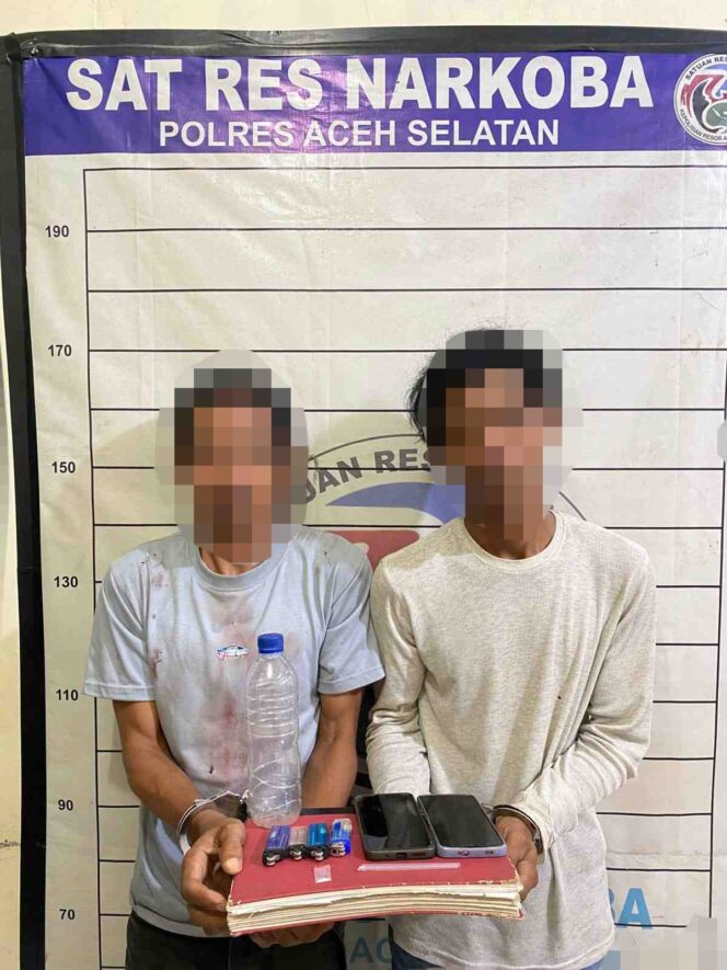 
 Diduga Miliki Sabu, Dua Petani Ditangkap  Satresnarkoba Polres Aceh Selatan