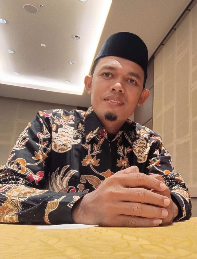 
 Tgk.Masuni, Sekretaris PERGUNU Aceh Selatan