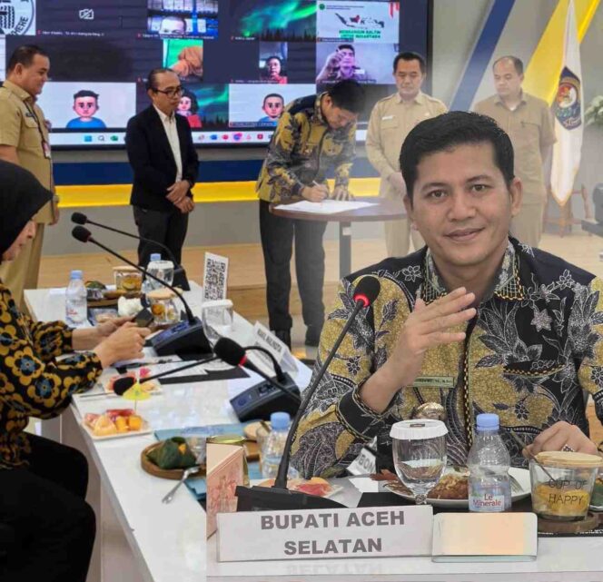 
 Bupati Aceh Selatan Jadi Narasumber Forum Diskusi Aktual di BSKDN Kemendagri