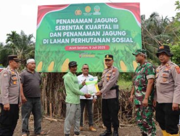 Launching Penanaman Jagung Serentak di Lahan Perhutanan Sosial Dukung Asta Cita Ketahanan Pangan Nasional di Kecamatan Trumon Timur Rabu,9 Juli 2025
