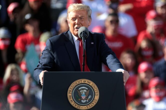 
 Presiden Amerika Serikat (AS), Donald Trump sebut Indonesia akan beli energi dan produk pertanian AS dalam jumlah besar  