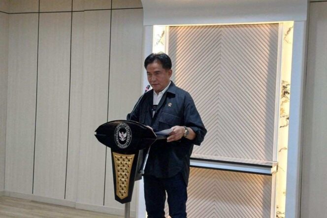 
 Menko Hukum, HAM, Imigrasi dan Pemasyarakatan Yusril Ihza Mahendra