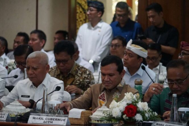 
 Foto : Wakil Gubernur Aceh H
Fadhlullah