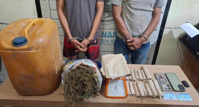 
 Satresnarkoba Polres Aceh Selatan Ringkus Dua Pengedar Ganja di Labuhanhaji Barat