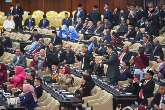 
 Ujian Kedewasaan Parlemen 