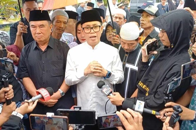 
 PAN Nonaktifkan Eko Patrio dan Uya Kuya dari DPR RI