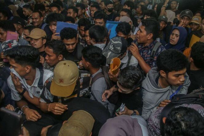 
 Republik Srimulat