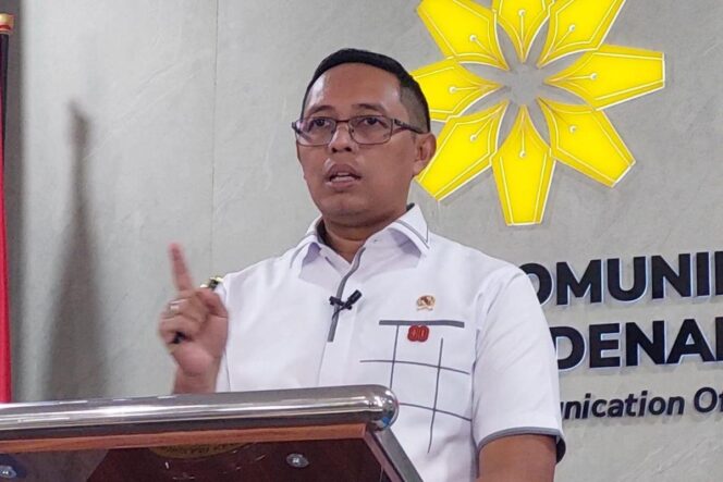 
 Kepala PCO Hasan Nasbi
