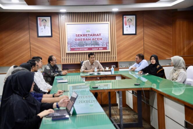 
 RSUDZA Sukses Jalankan Operasi Cerebrovascular Pertama di Aceh, Sekda Apresiasi Dukungan Menkes RI