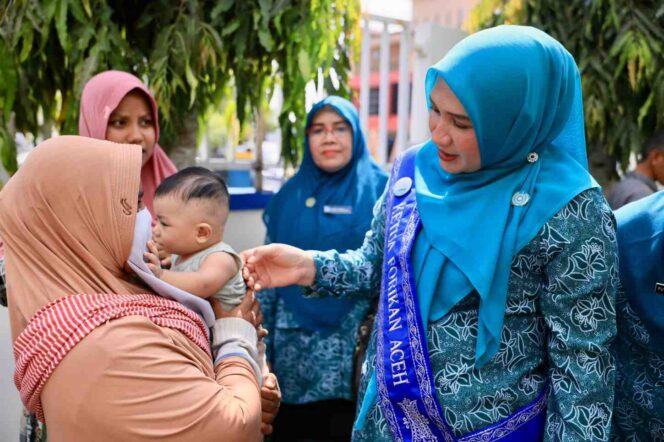 
 Cegah Stunting, Kak Ana Salurkan 5,4 Ton Ikan Segar untuk Warga Lhokseumawe