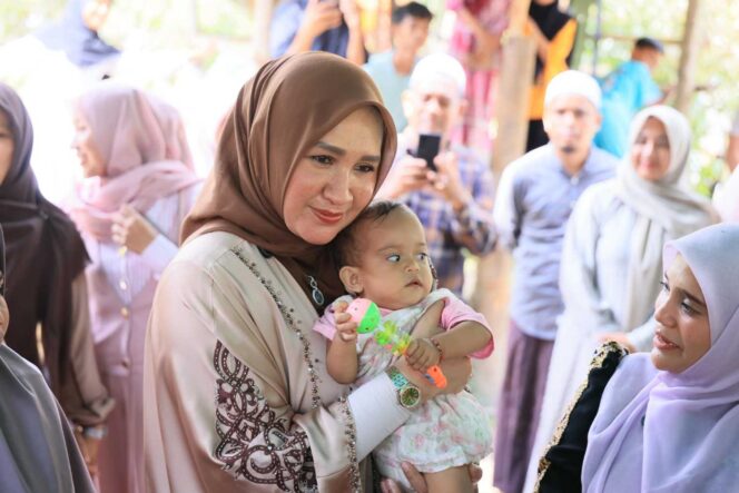 
 Ketua PKK Aceh Marlina Muzakir (Kak Ana)