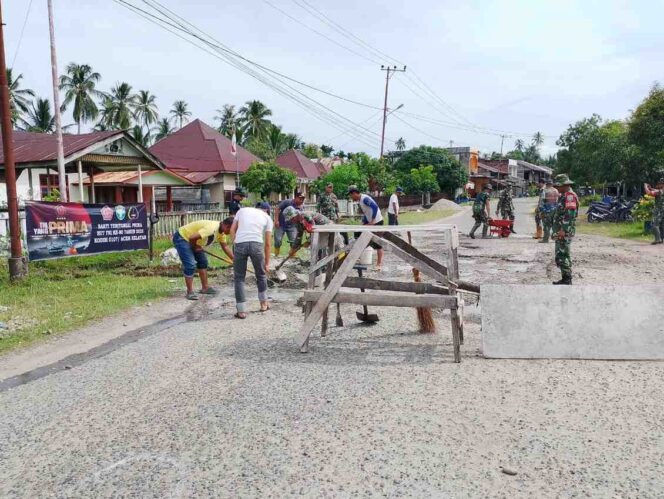 
 Sambut HUT TNI ke-80, Koramil Kluet Selatan Gelar Bakti Teritorial Prima