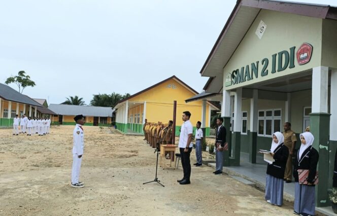 
 Polres Aceh Timur Lakukan Saweu Sikula di SMAN 2 Idi