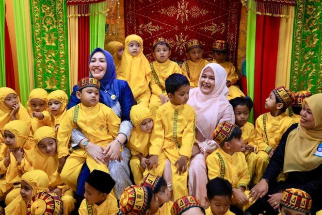 
 Bunda PAUD Aceh Gelar Open House, Sambut Ratusan Anak PAUD di Pendopo Gubernur