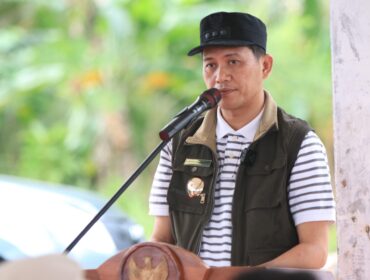 Foto: Bupati Aceh Selatan H.Mirwan
