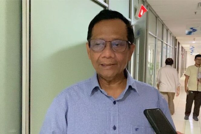
 Cucu Mahfud MD Keracunan MBG, Kepala BGN Minta Maaf 6.457 Orang Jadi Korban