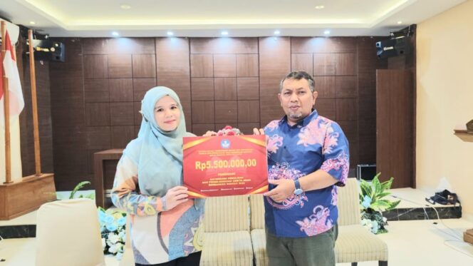 
 Guru SMAN 1 Takengon Lolos Sayembara Penulisan dan Penerjemahan Cerita Anak Dwibahasa