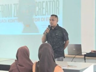 Tingkatkan Kompetensi Siswa, SMAN 1 Samalanga Gelar Pelatihan Konten Kreator dan Public Speaking