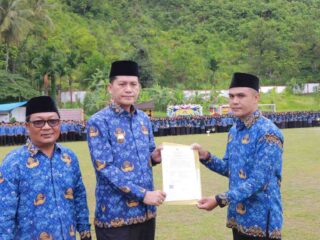 Serahkan 4.053 SK PPPK Paruh Waktu, Bupati Mirwan : Jaga Loyalitas,Integritas dan Kedisplinan