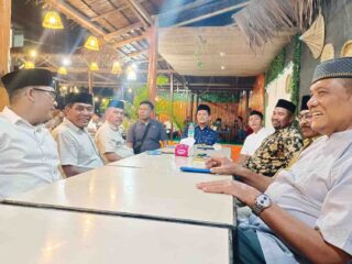 Usai Safari Ramadhan di Kluet Utara, Bupati Mirwan Ngopi Bareng Warga di Kotafajar