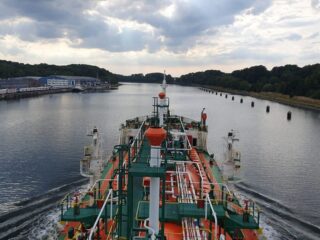 Dua Kapal Pertamina Lolos dari Zona Konflik Timteng, Pasokan Energi RI Aman