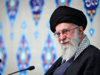 Media Iran Konfirmasi Kematian Khamenei, Teheran Deklarasikan 40 Hari Masa Berkabung