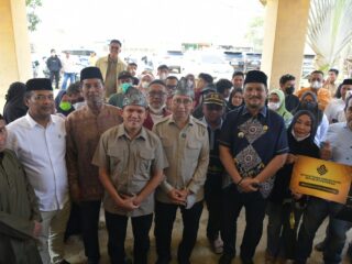 Wagub Aceh Dampingi Menteri Kebudayaan Kunjungi Seniman, Anak Yatim dan Warga Huntara di Aceh Tamiang