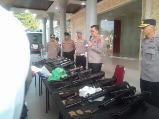 Kapolres Aceh Selatan Pimpin Langsung Pemeriksaan Senjata Api Dinas