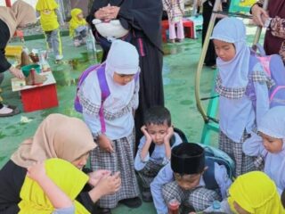 Science Fair TK Alam iOS, Peserta Didik Tampil Percaya Diri Presentasikan Karya Sains