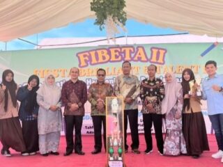Kacabdisdik Aceh Selatan Tutup Kegiatan FIBETA di SMAN 1 Samadua, Berikut Para Juaranya